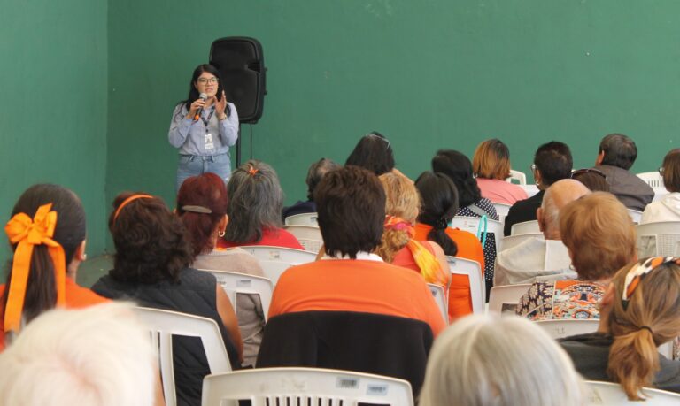 Realiza Instituto de Crédito la “Feria Naranja”, una iniciativa a favor de los derechos de las mujeres 5